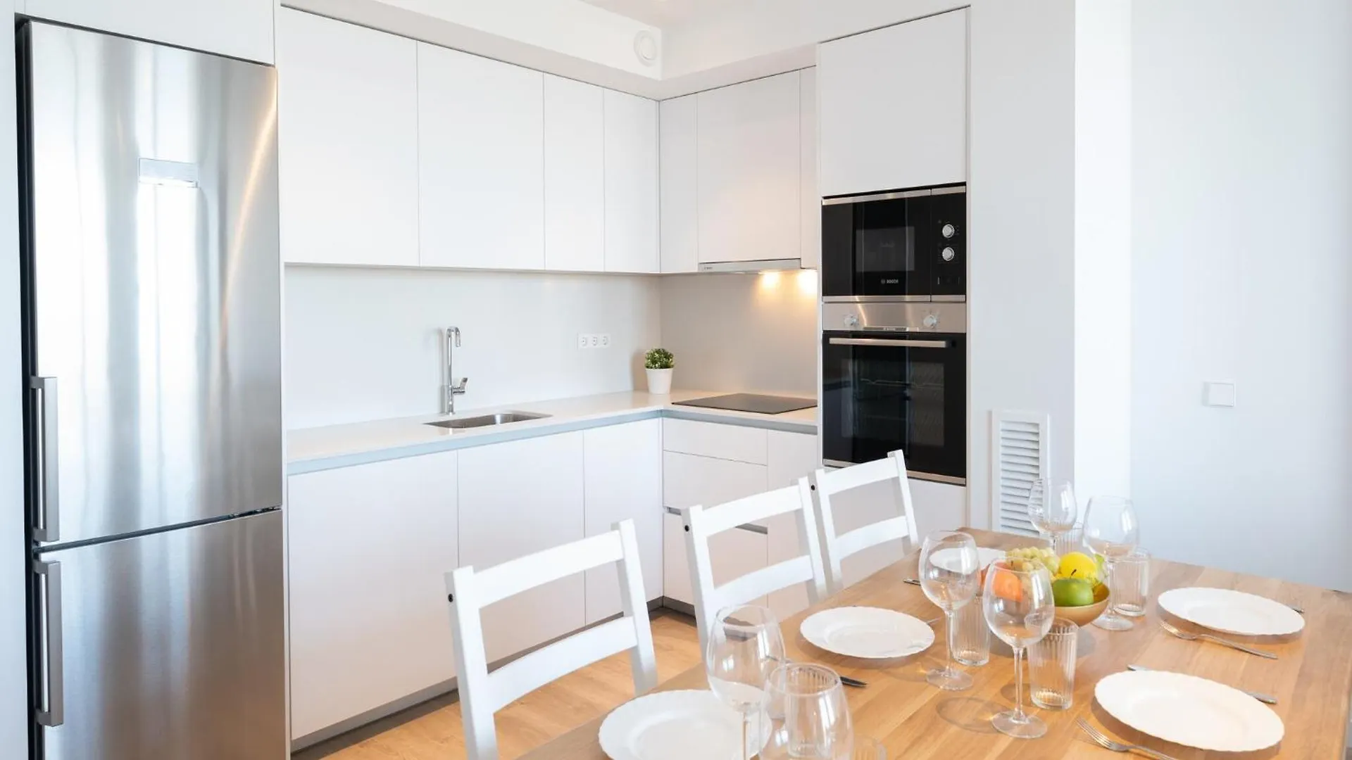 Beautiful Apartment In The Town Of L'Escala, España